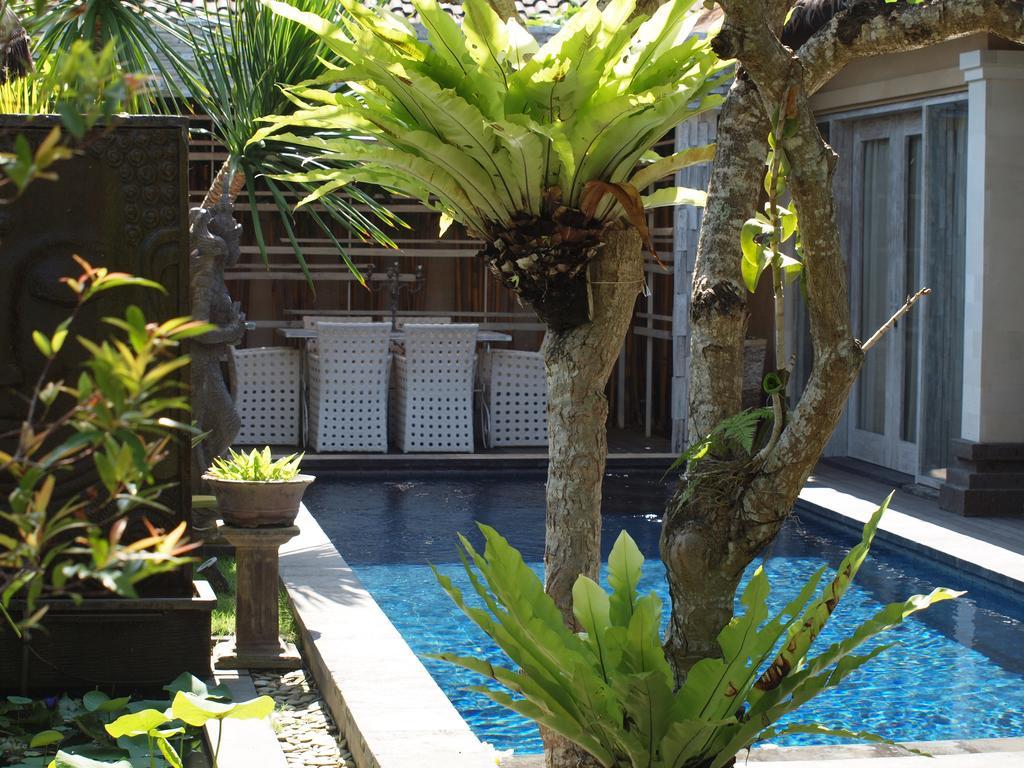 Bamboo Moon Villas Sanur Exterior foto